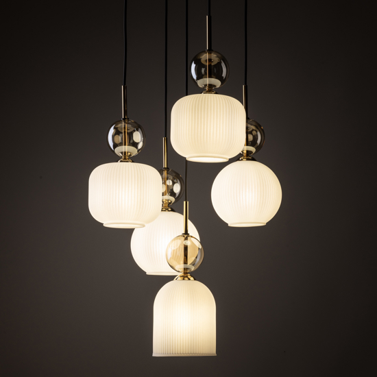 lampadario per soggiorno contemporaneo 5 vetri ambra bianco pendenti